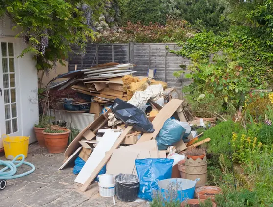 Rubbish and hard waste removal service loading junk and household items in Bendigo